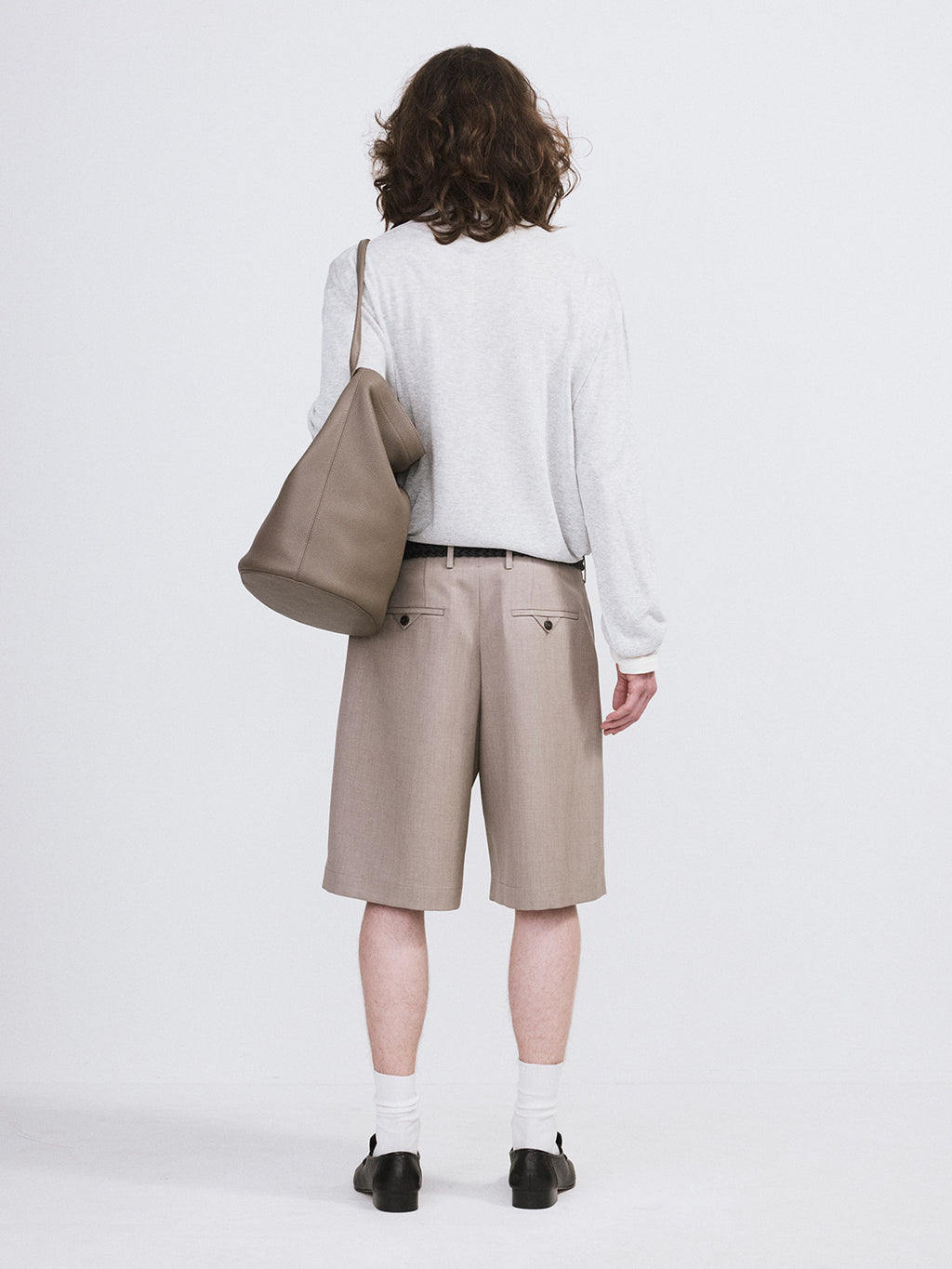 Tucked Detail Bermuda Pants (Sepia Grey)