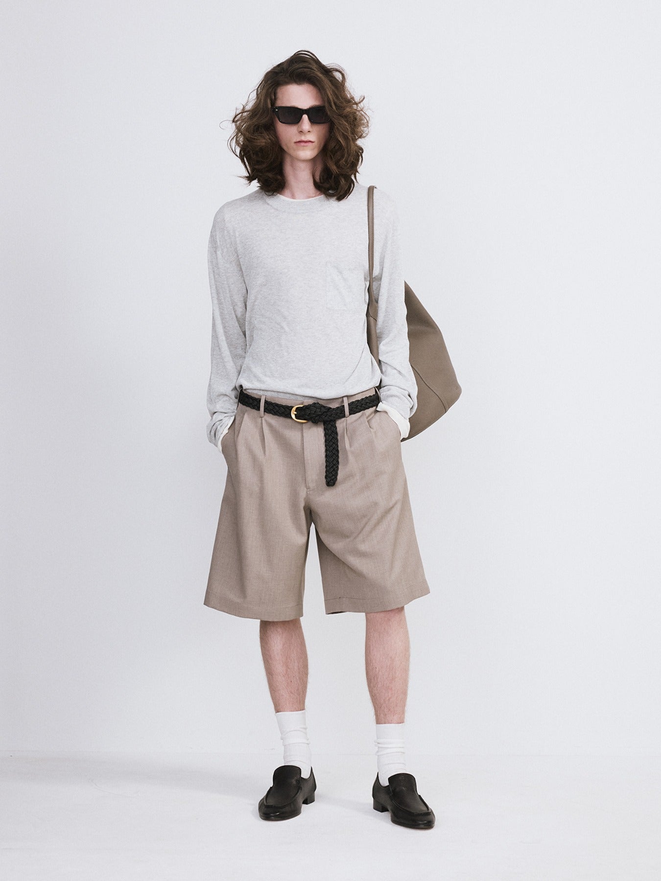 Tucked Detail Bermuda Pants (Sepia Grey)