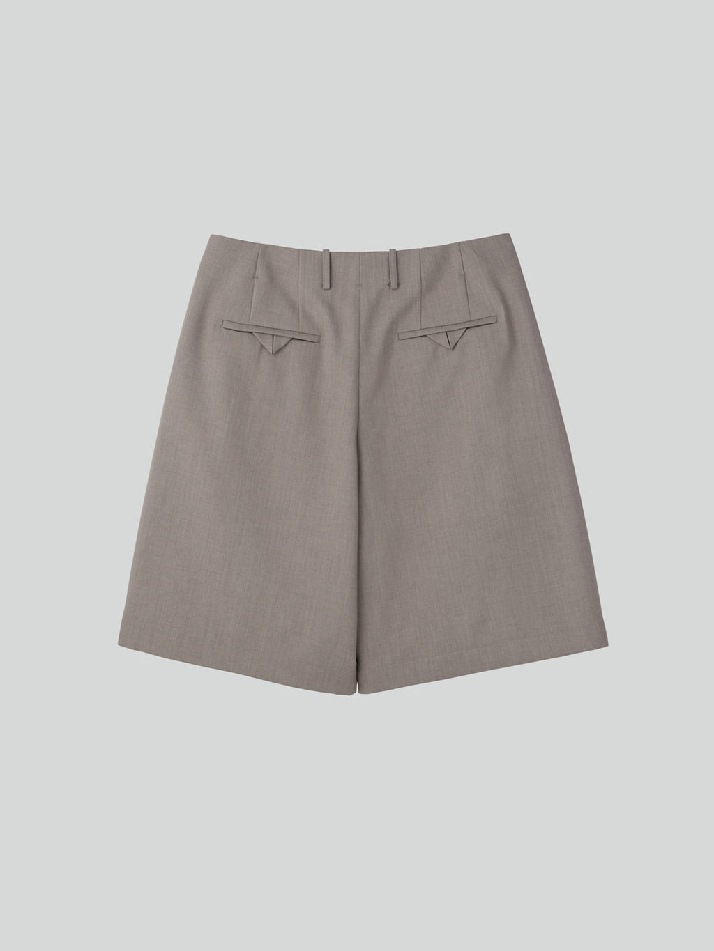 Tucked Detail Bermuda Pants (Sepia Grey)