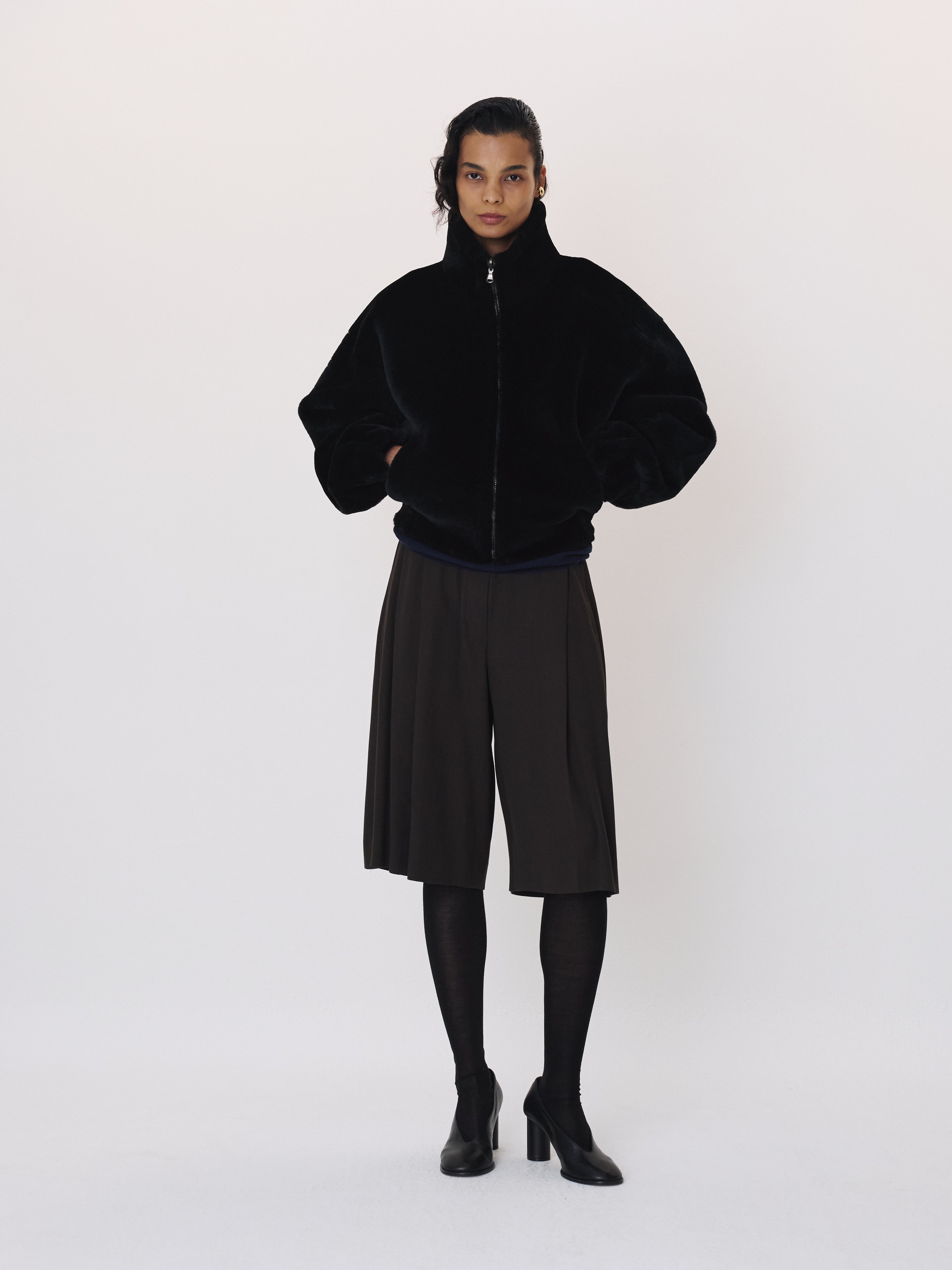 Reversible Fur Jumper (Black)