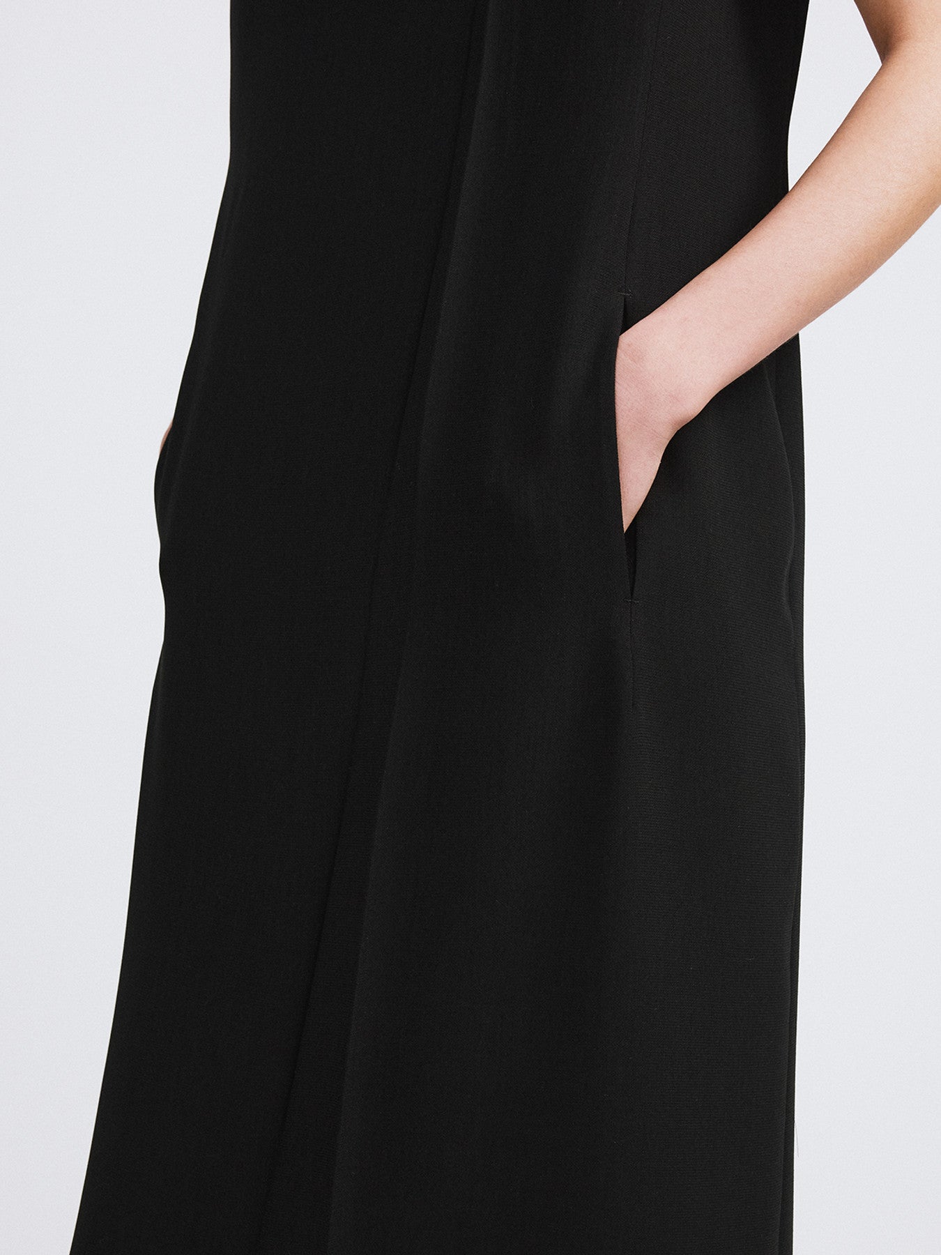 Turn-Up Sleeves Dress (Black)