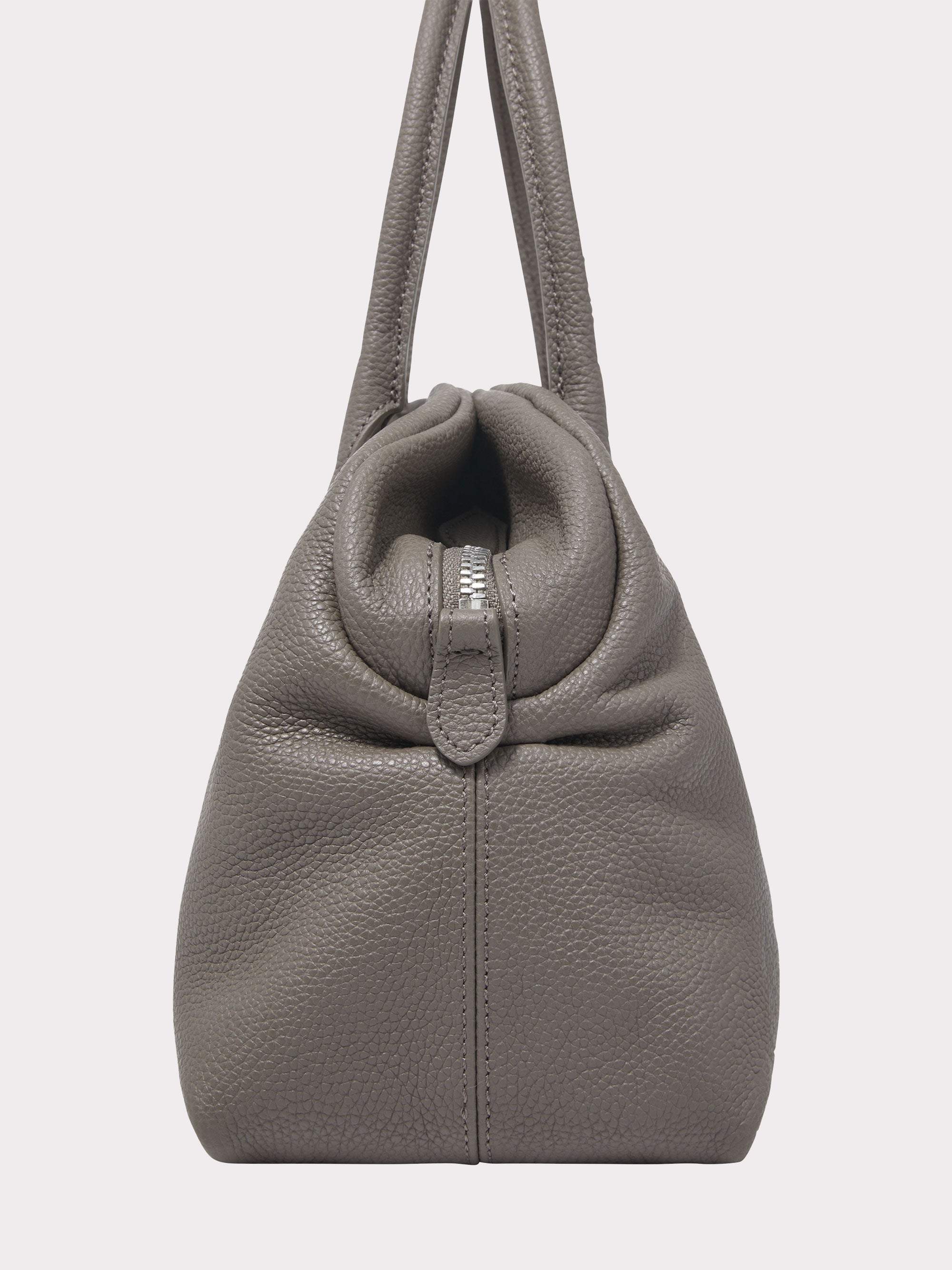 Singular Tote Medium (Cinder)