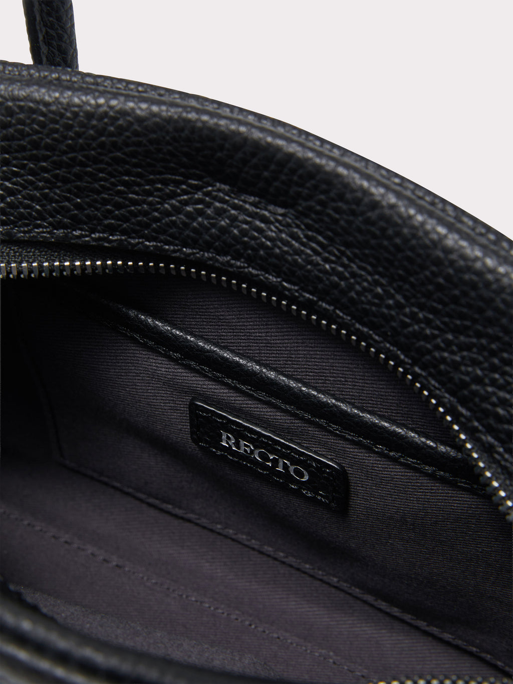 Singular Tote Mini (Black)