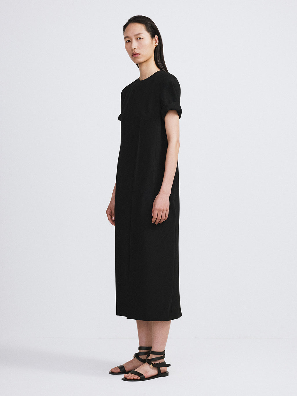 Turn-Up Sleeves Dress (Black)