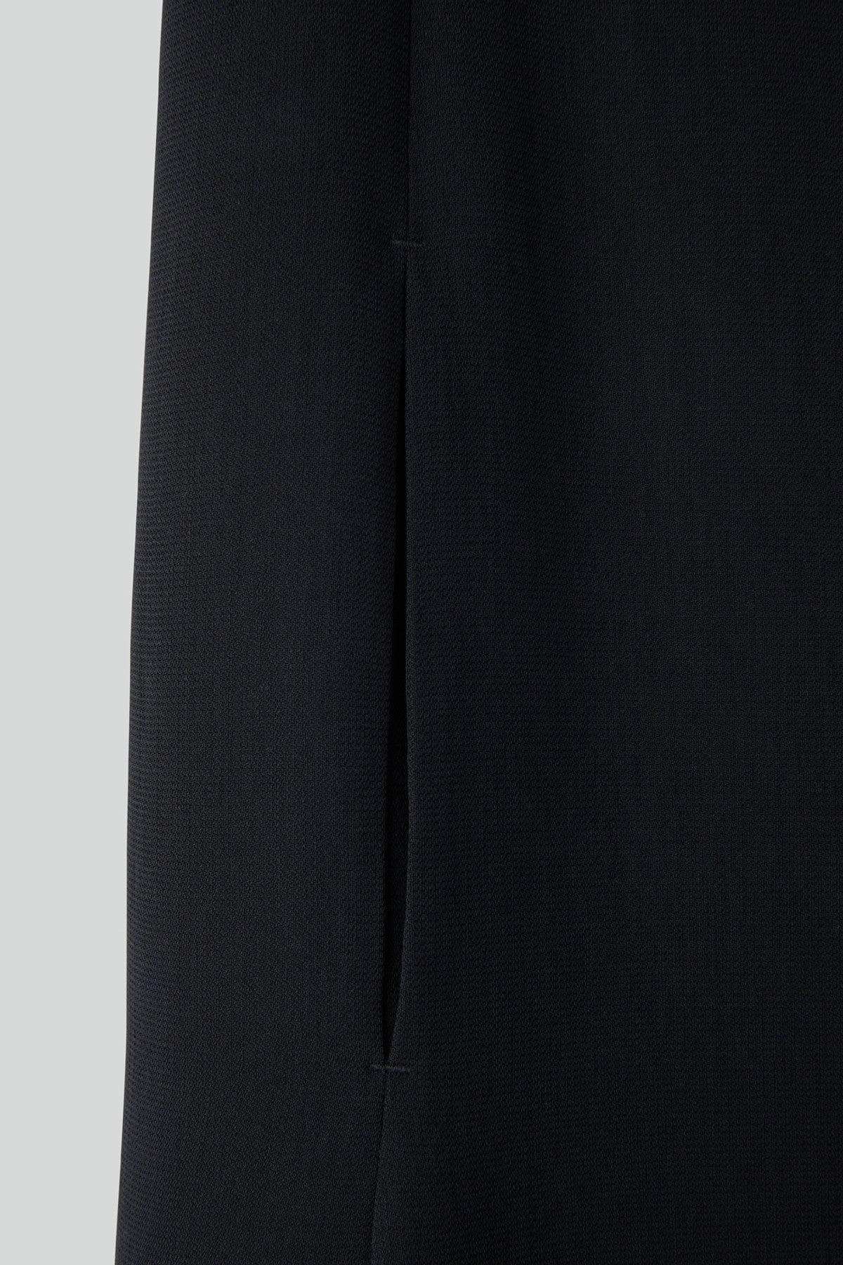 Turn-Up Sleeves Dress (Black)