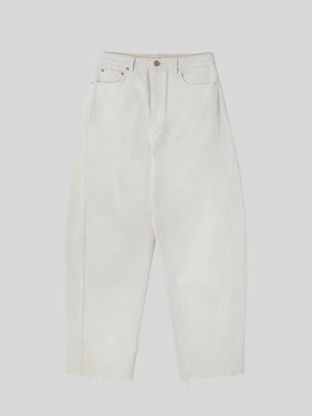 Painted Detail Curved Denim Pants (Ecru)