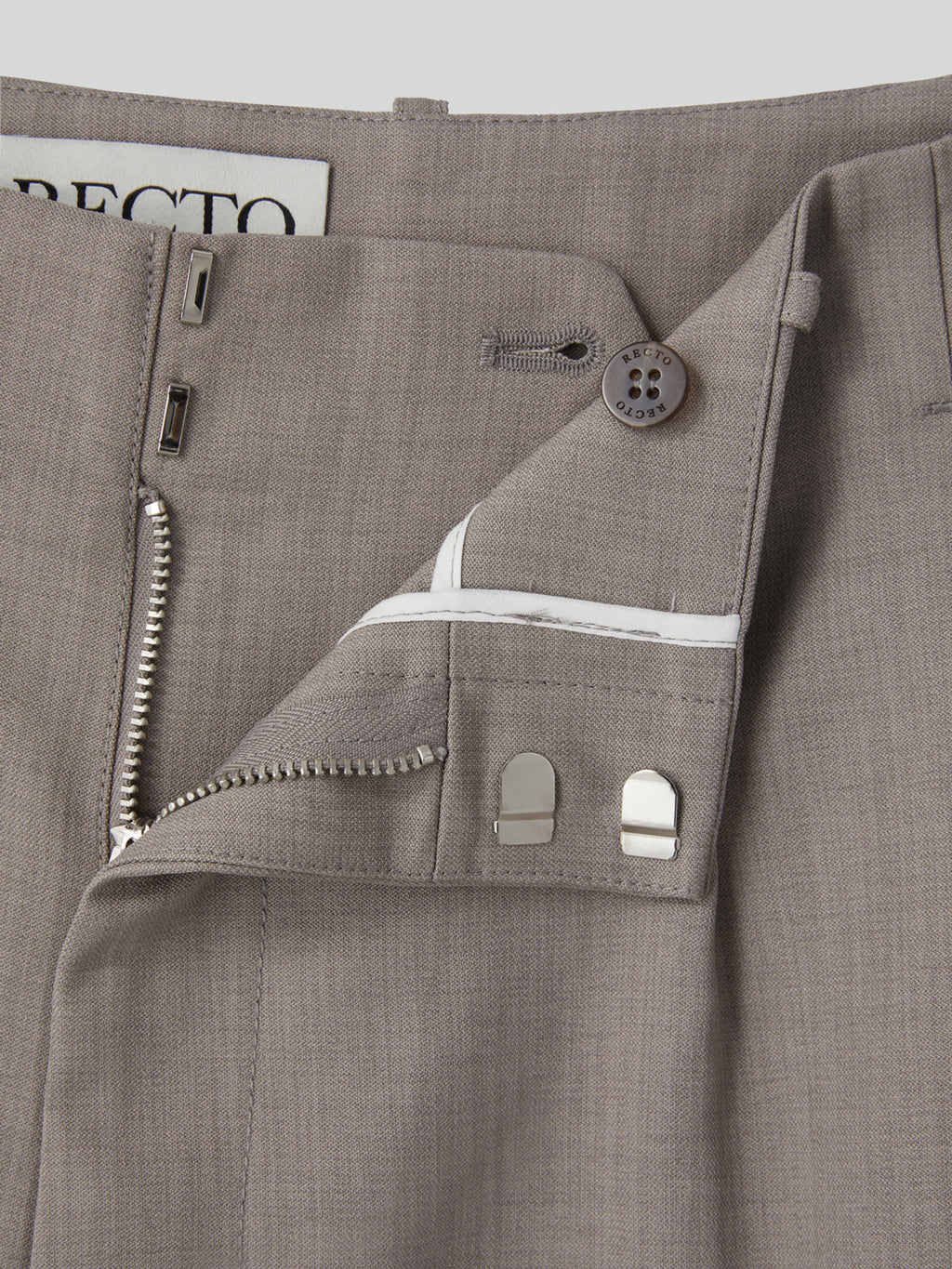 Tucked Detail Bermuda Pants (Sepia Grey)