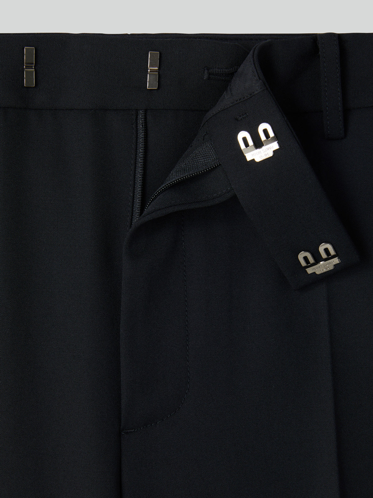 Virgin Wool Flare Fit Pants (Black)