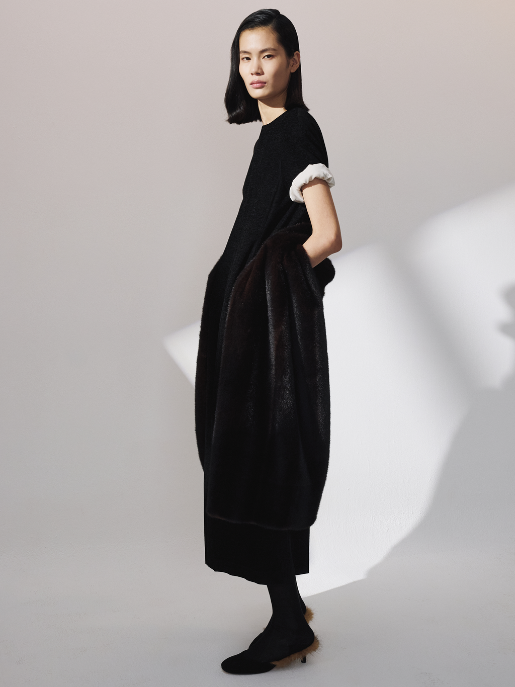 Contrast Turn-Up Sleeve Dress (Black)