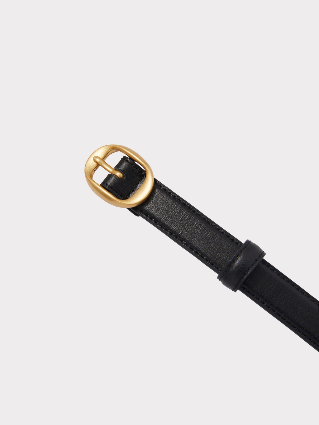 Signature Small Oval Buckle Belt (Black)