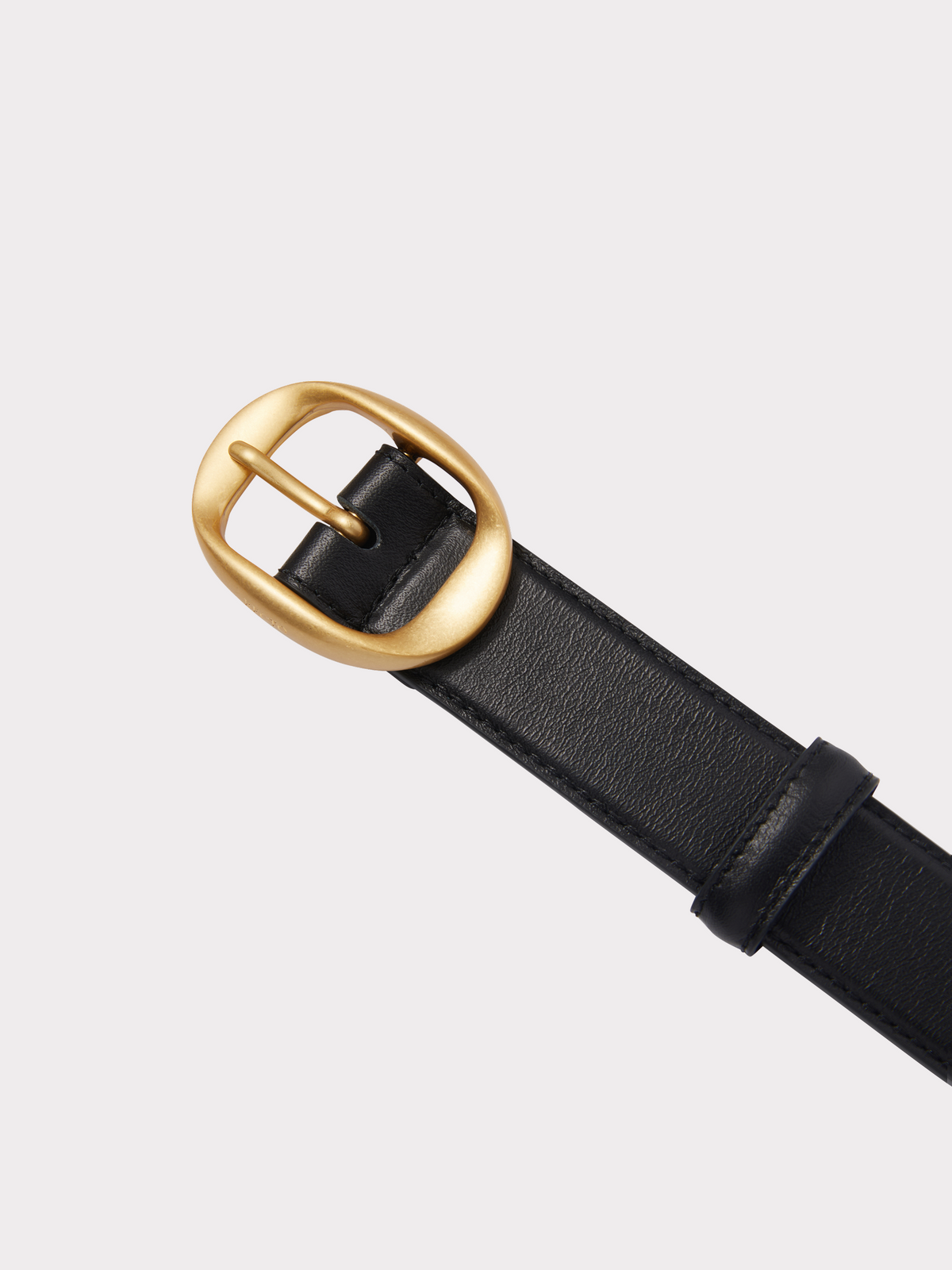 Signature Oval Buckle Belt (Black)
