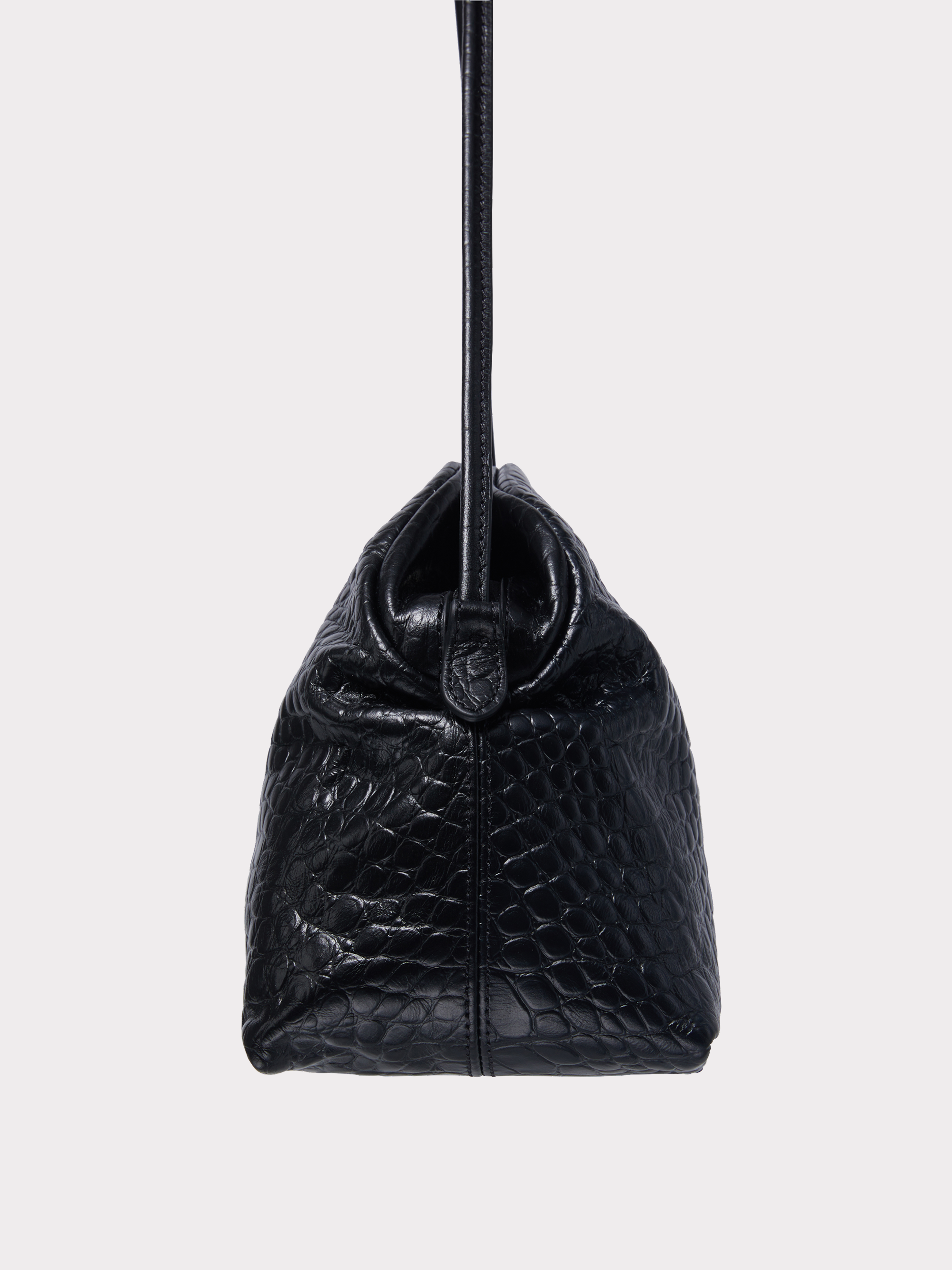 Croc-Effect Singular Cross Strap Bag (Croc Black)