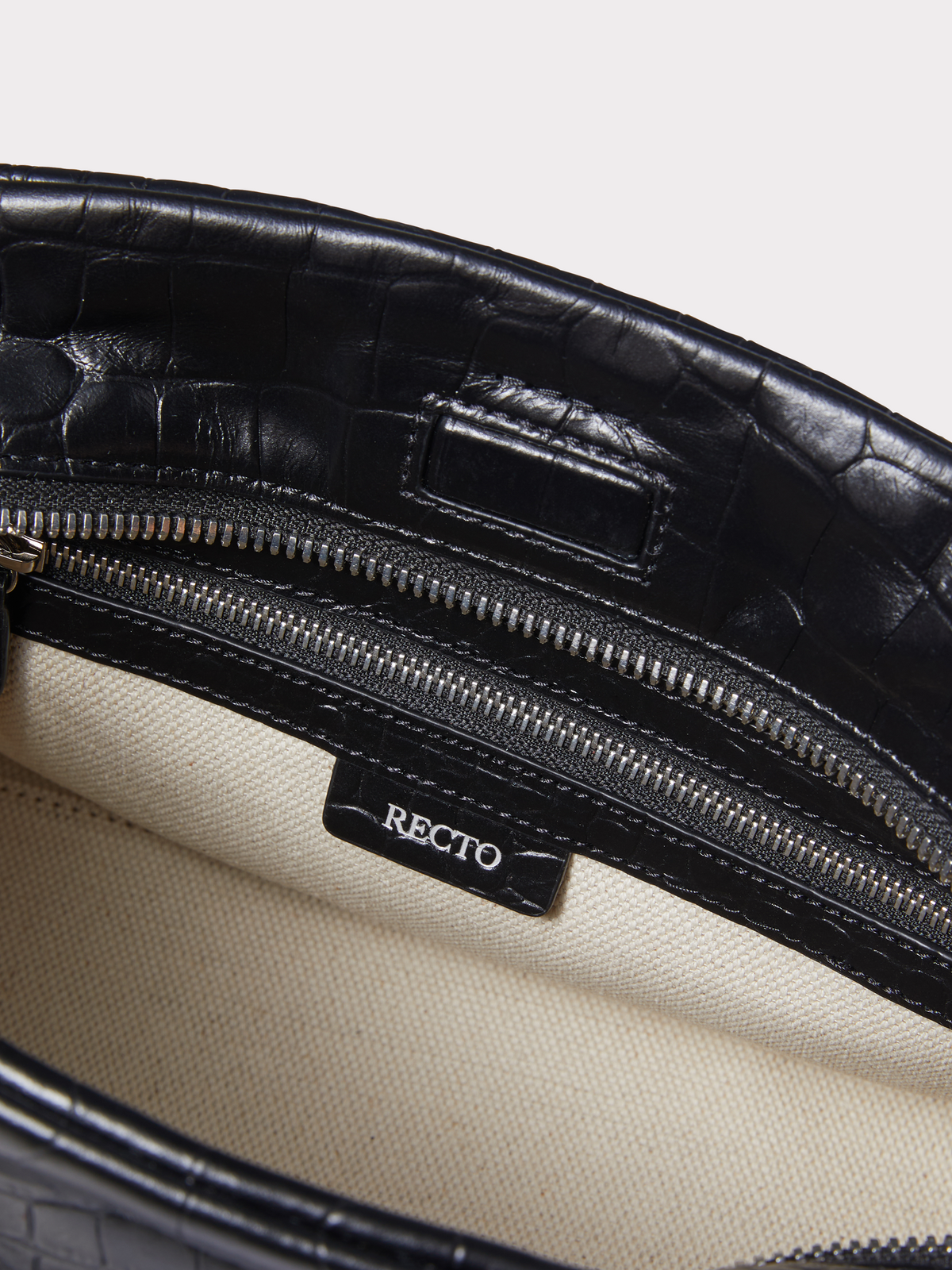 Croc-Effect Singular Cross Strap Bag (Croc Black)