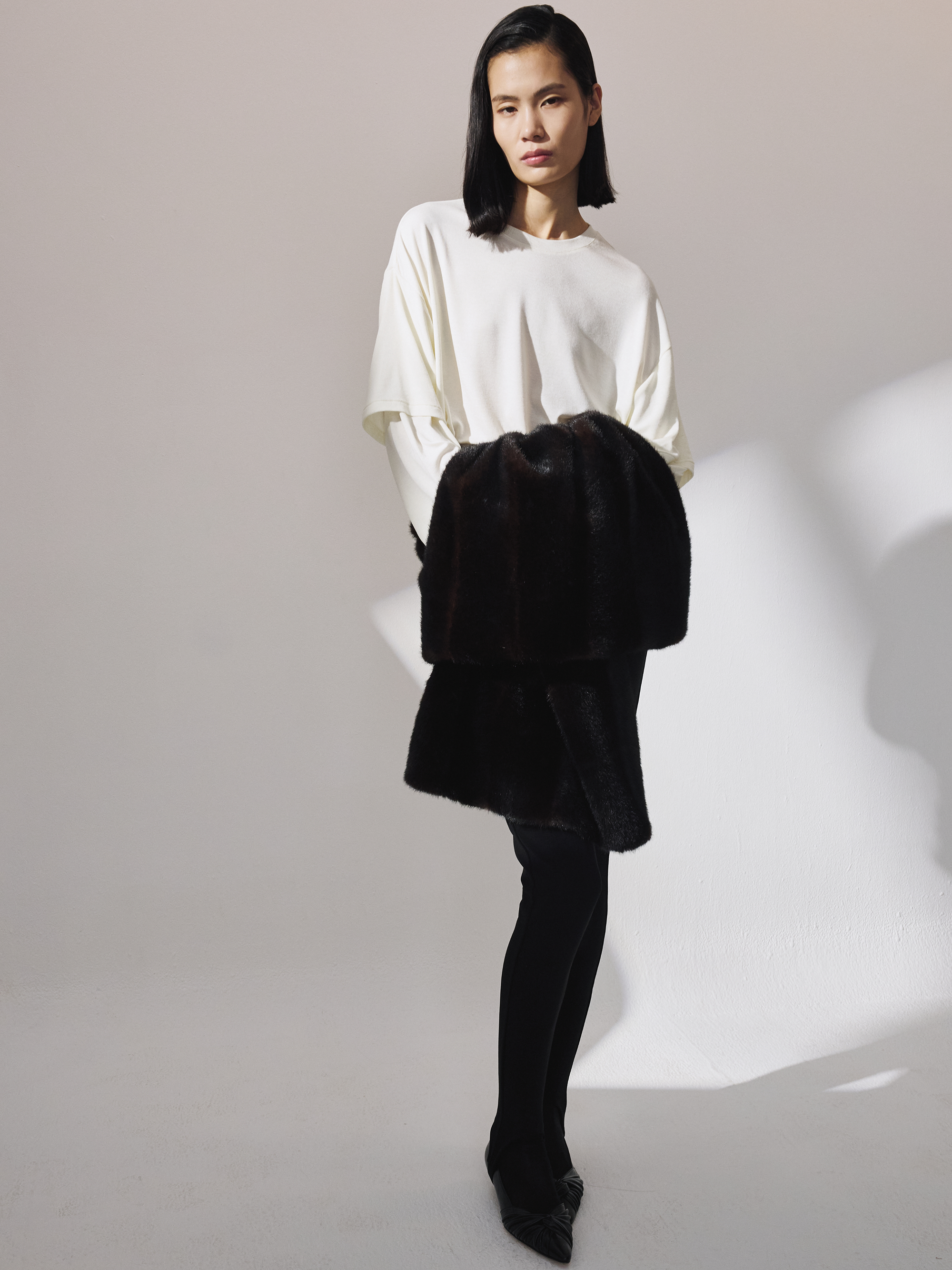 Layered Sleeve Top (Bean Ivory)