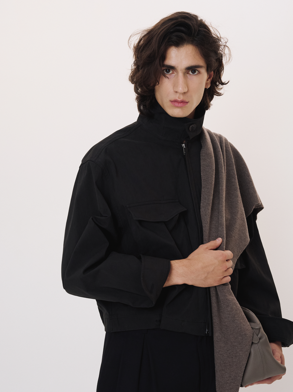 Pocket Detail Crop Jacket (Black)