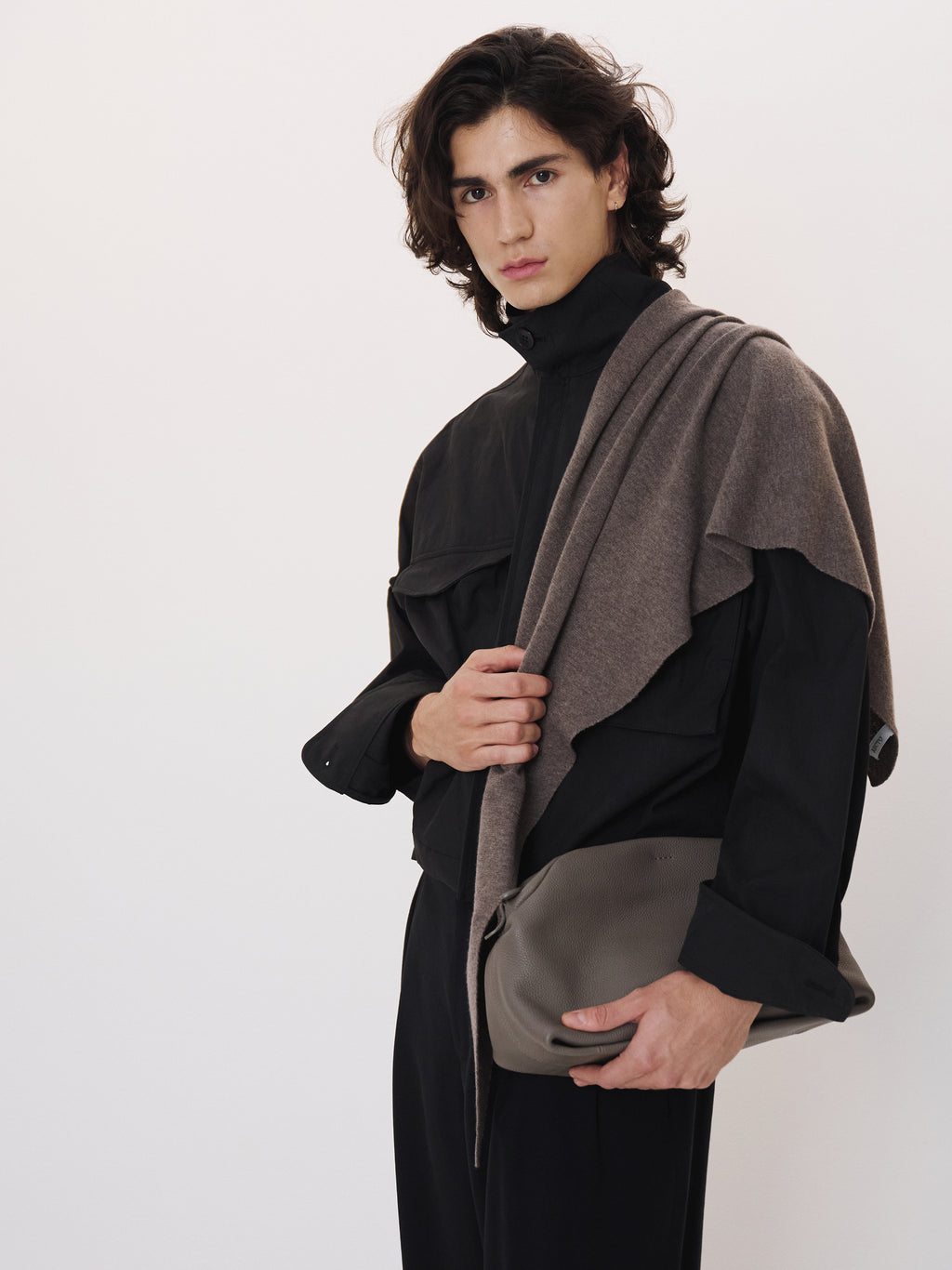 Pocket Detail Cropped Jacket (Black)