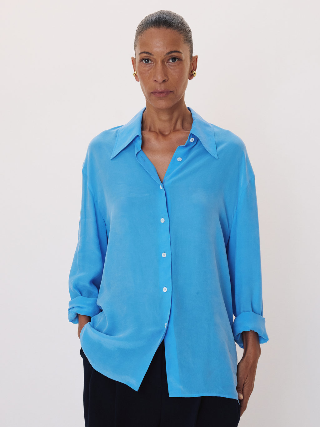 Point Collar Fluid Shirt (Turquoise Blue)
