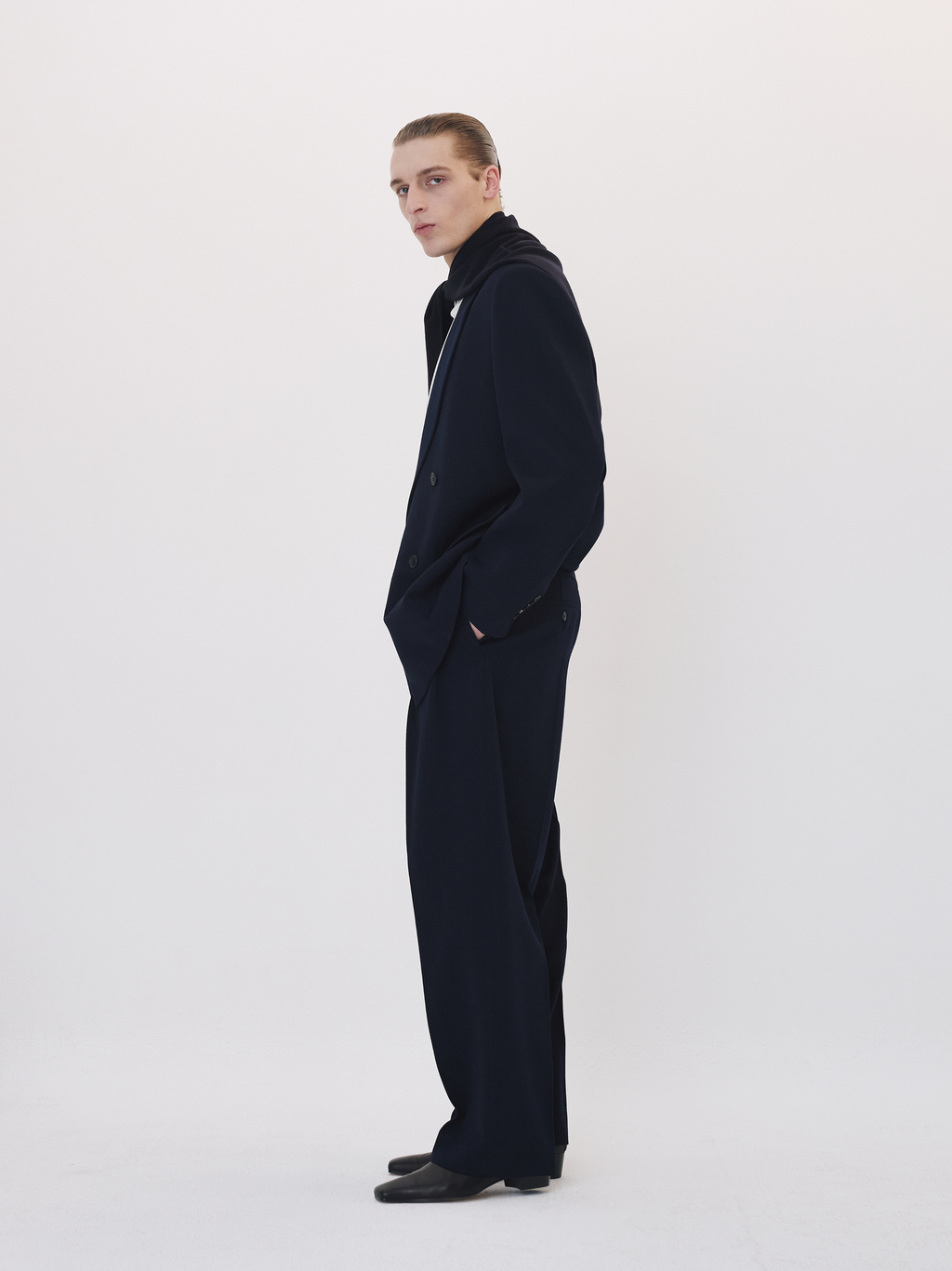 Classic Double Breasted Suit Jacket (Dark Navy)