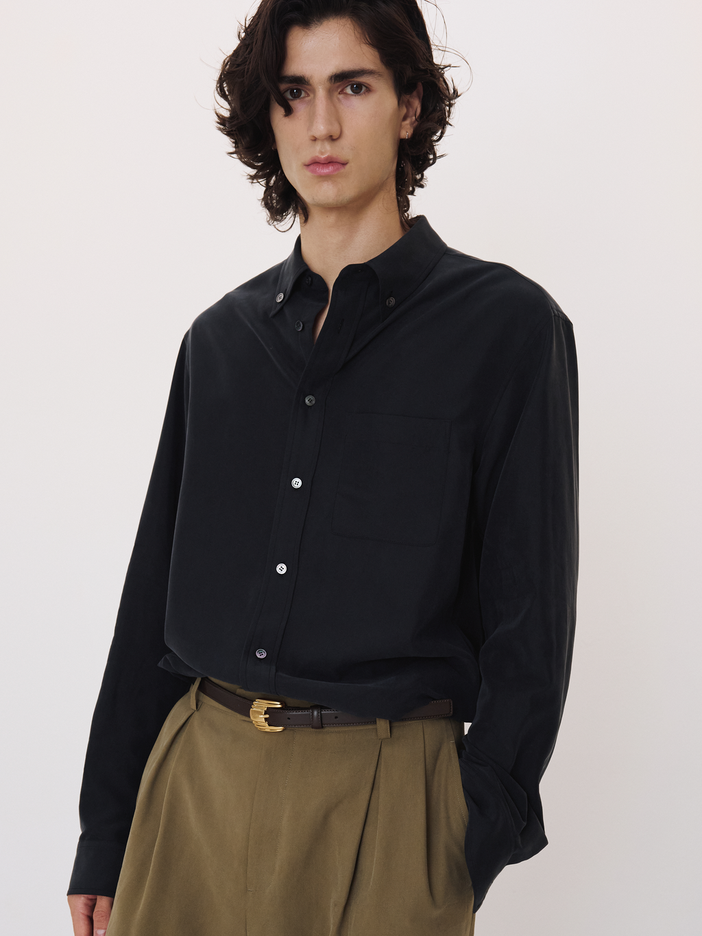 Classic Fluid Shirt (Black)