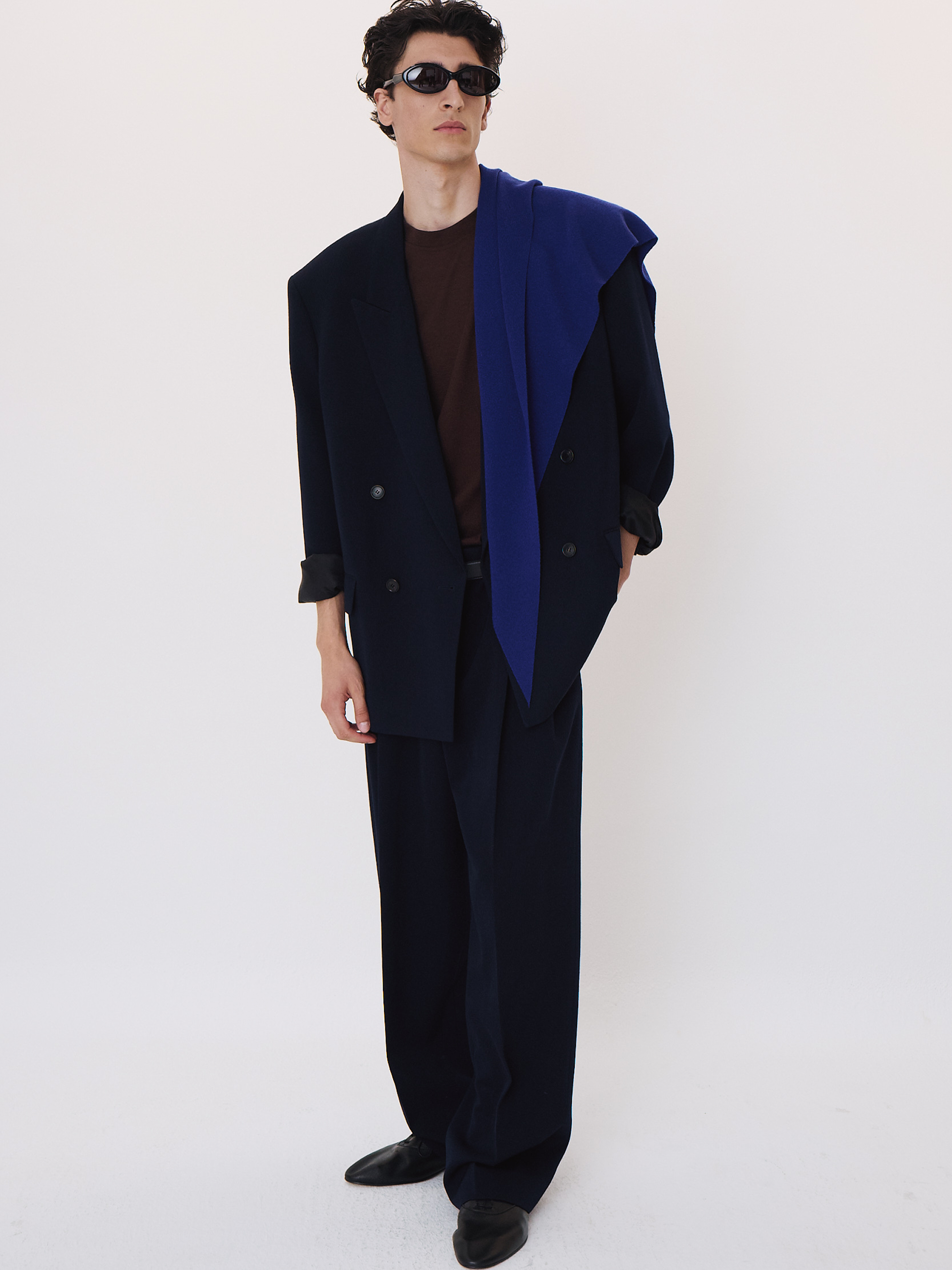 Wool Triangle Scarf (Royal Blue)