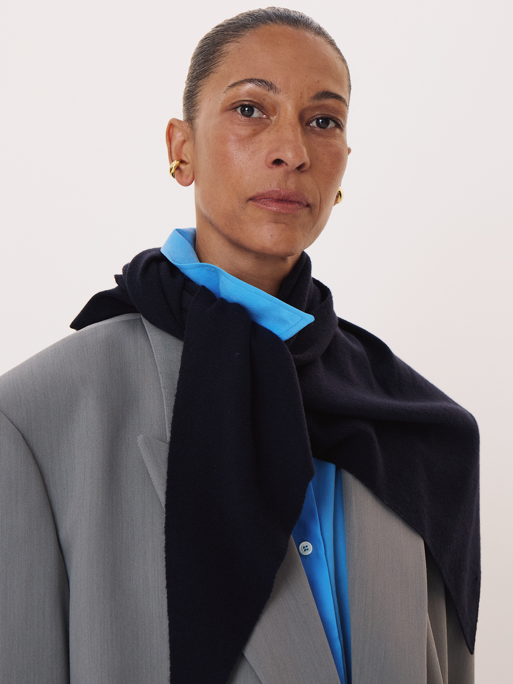 Wool Triangle Scarf (Vintage Navy)