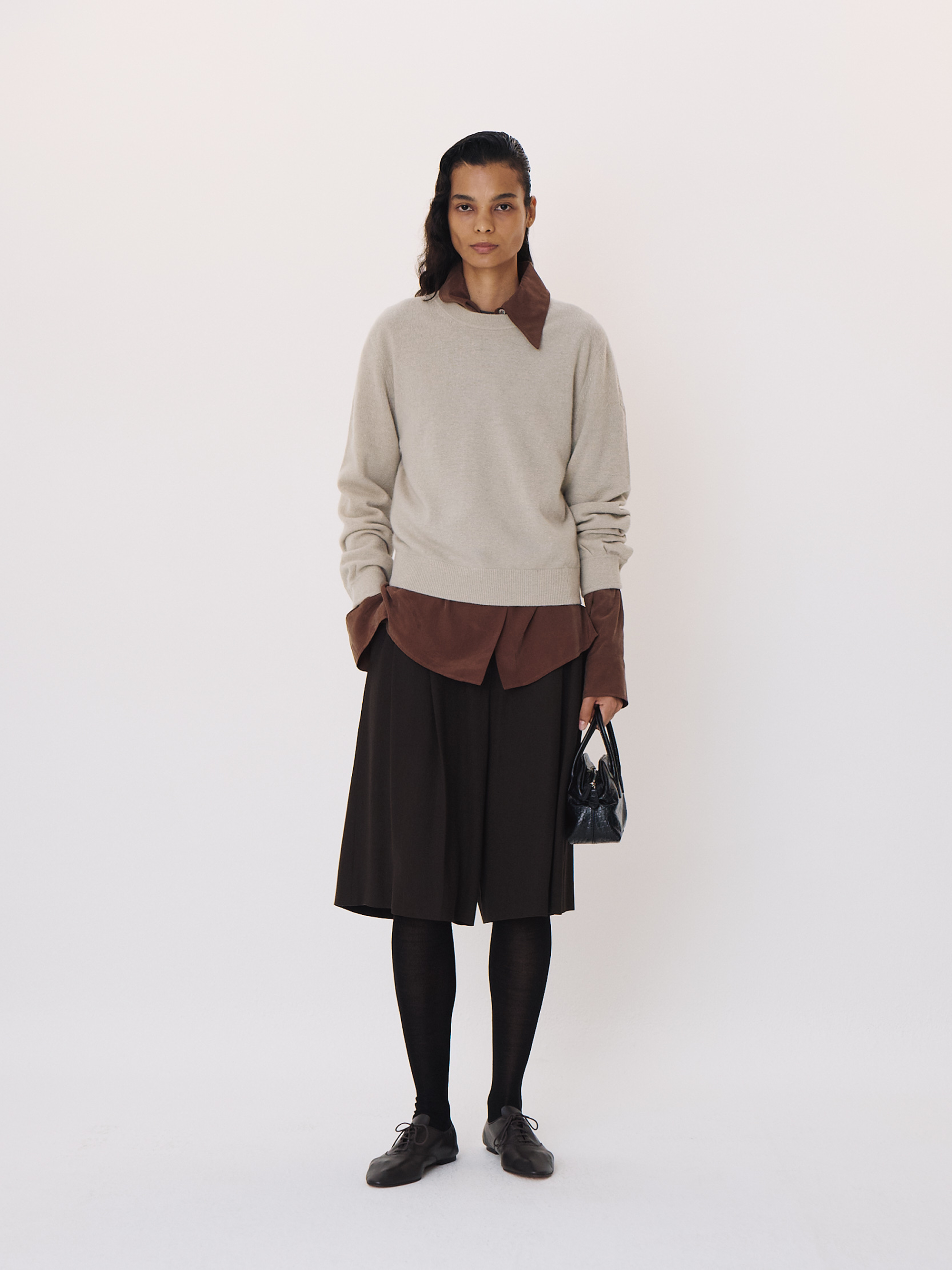 Shirt Cuffs Detail Knit Top (Light Taupe)