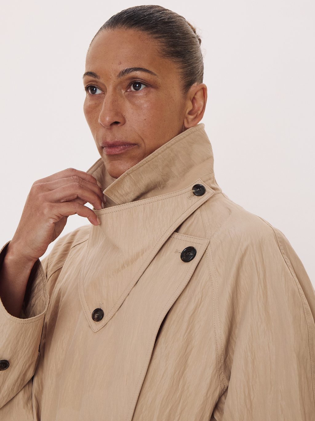 Raglan Sleeve Trench Jacket (Beige)