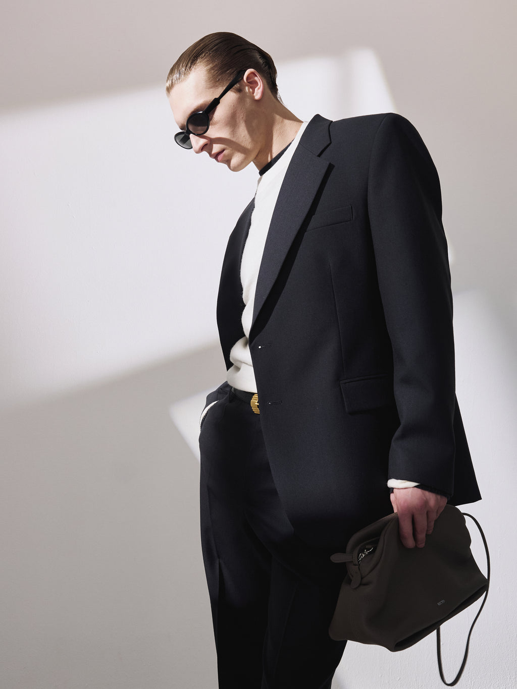 Tailored Single-Breasted Suit Jacket (Charcoal Grey)