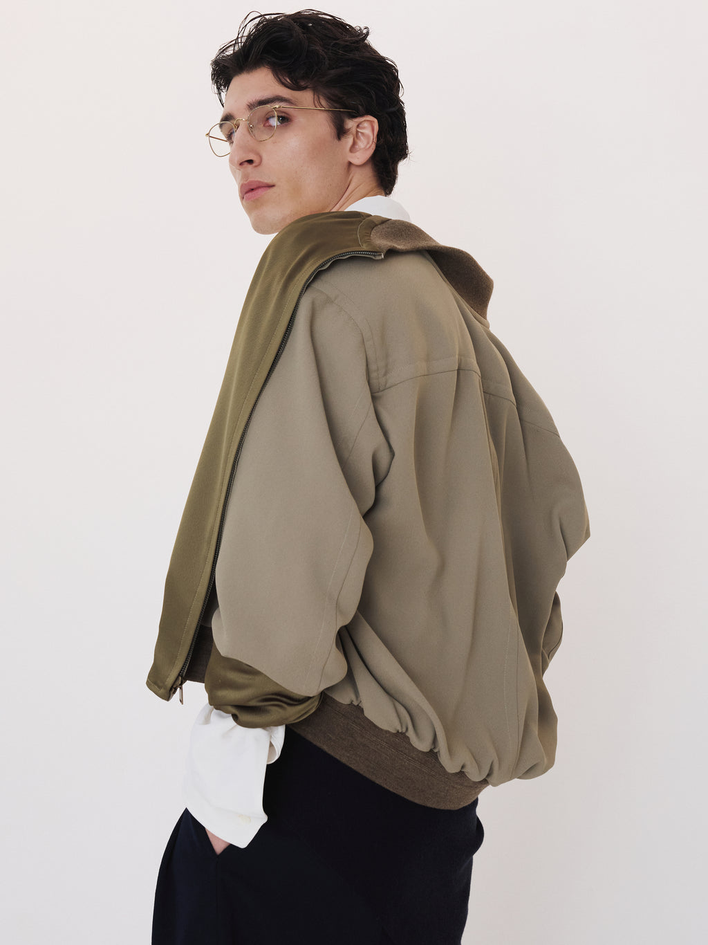 Wide Shoulder Fluid Jumper (Greyish Khaki)