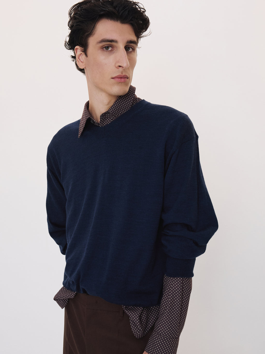 Wool V-Neck Knit Top (Indigo Navy)