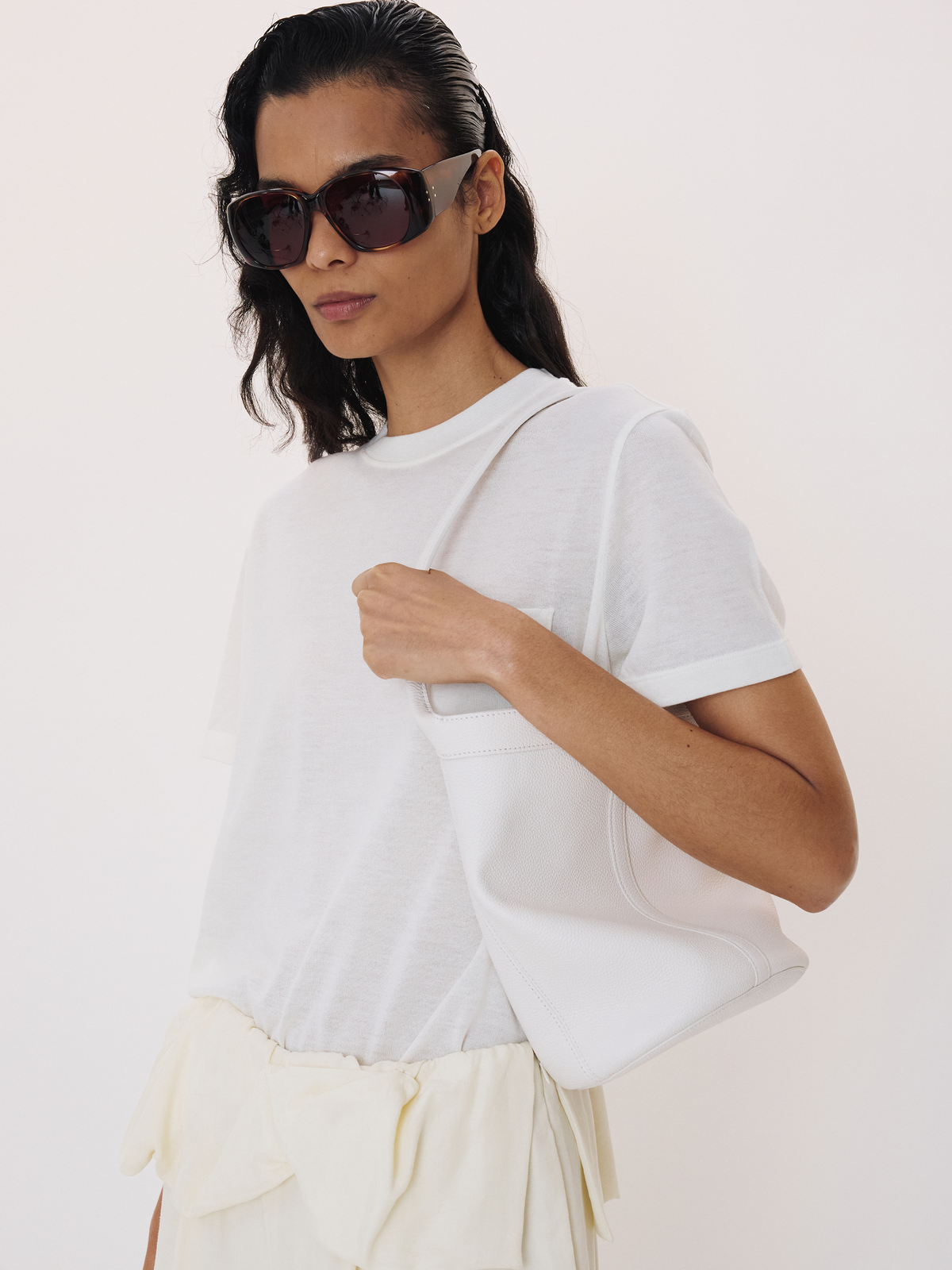 21 Leather Bucket Bag Small (Ivory)