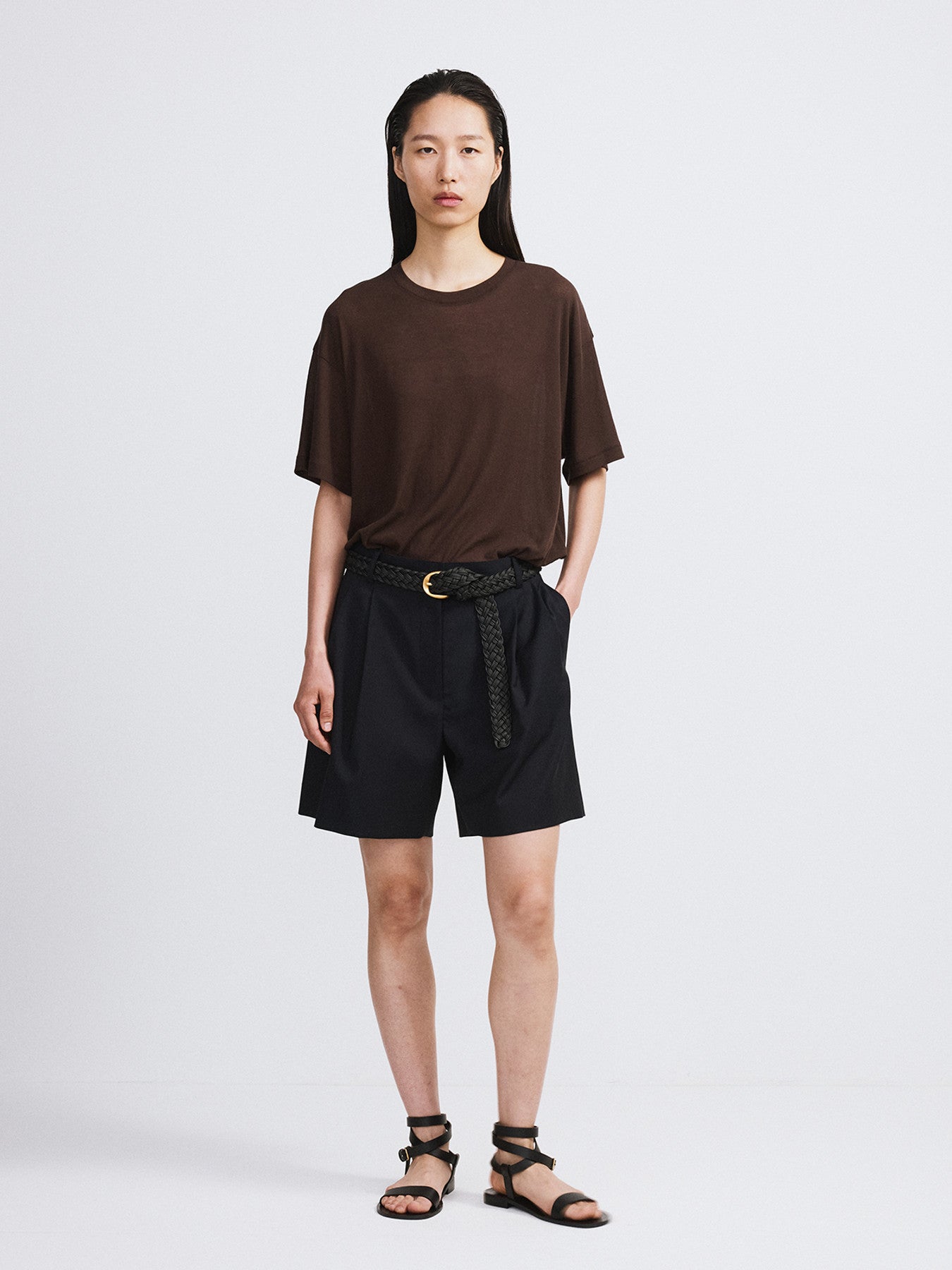 Double Pleated Shorts Women (Dark Navy)