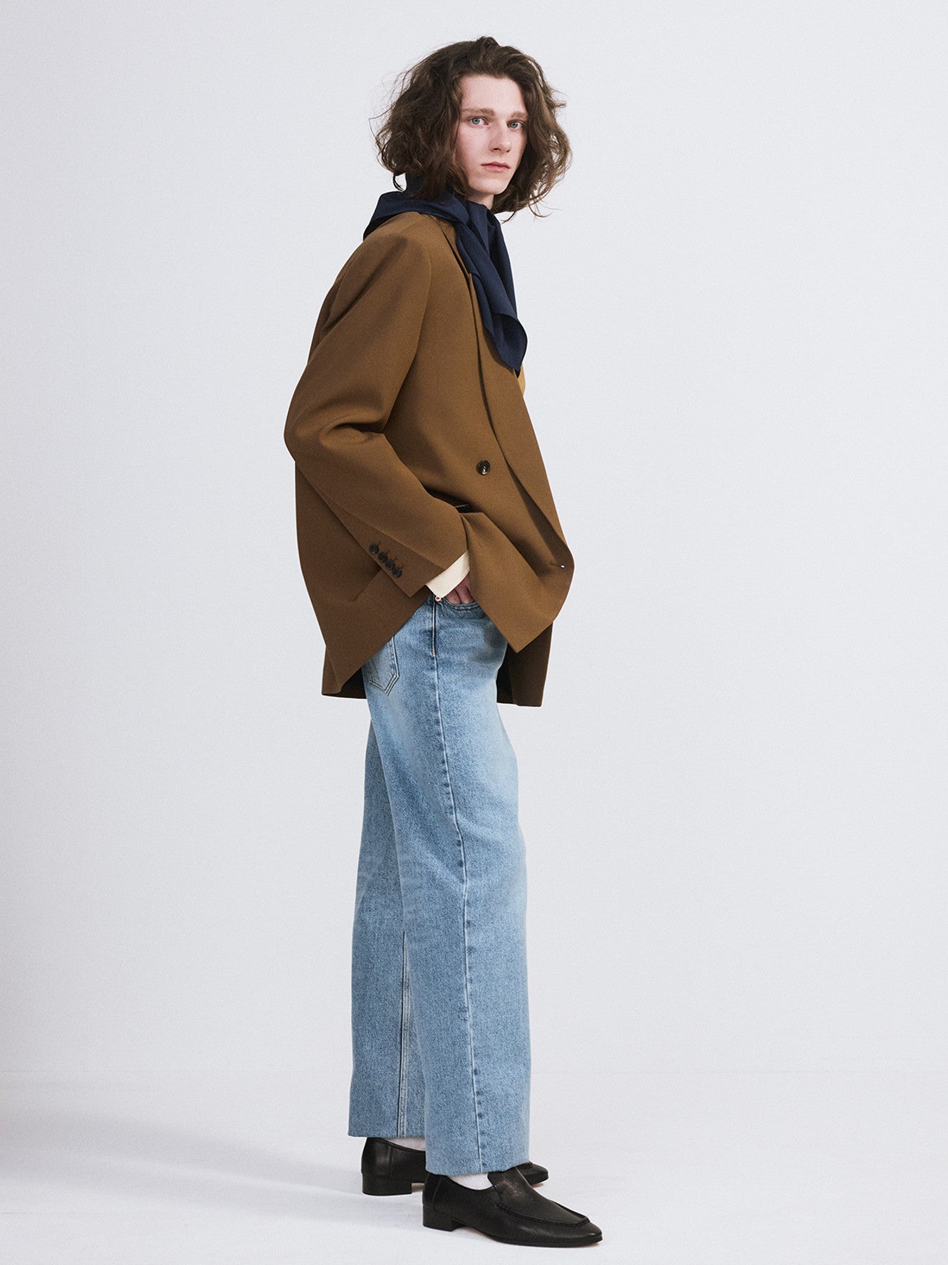 Signature Straight Fit Denim (Light Blue)
