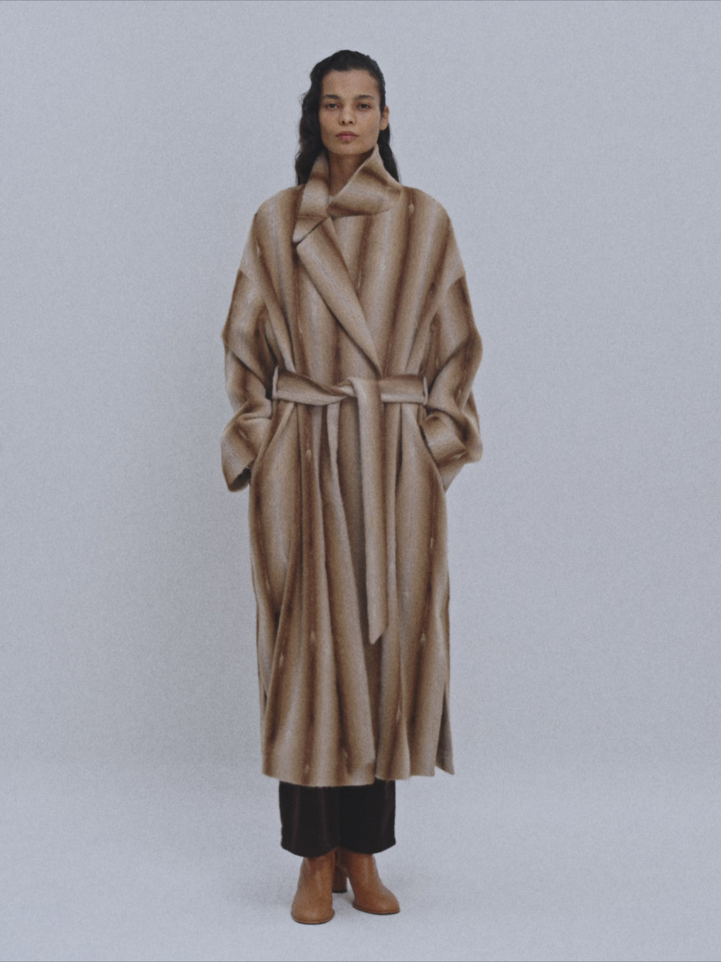 Carolyn Robe Coat (Dark Beige)