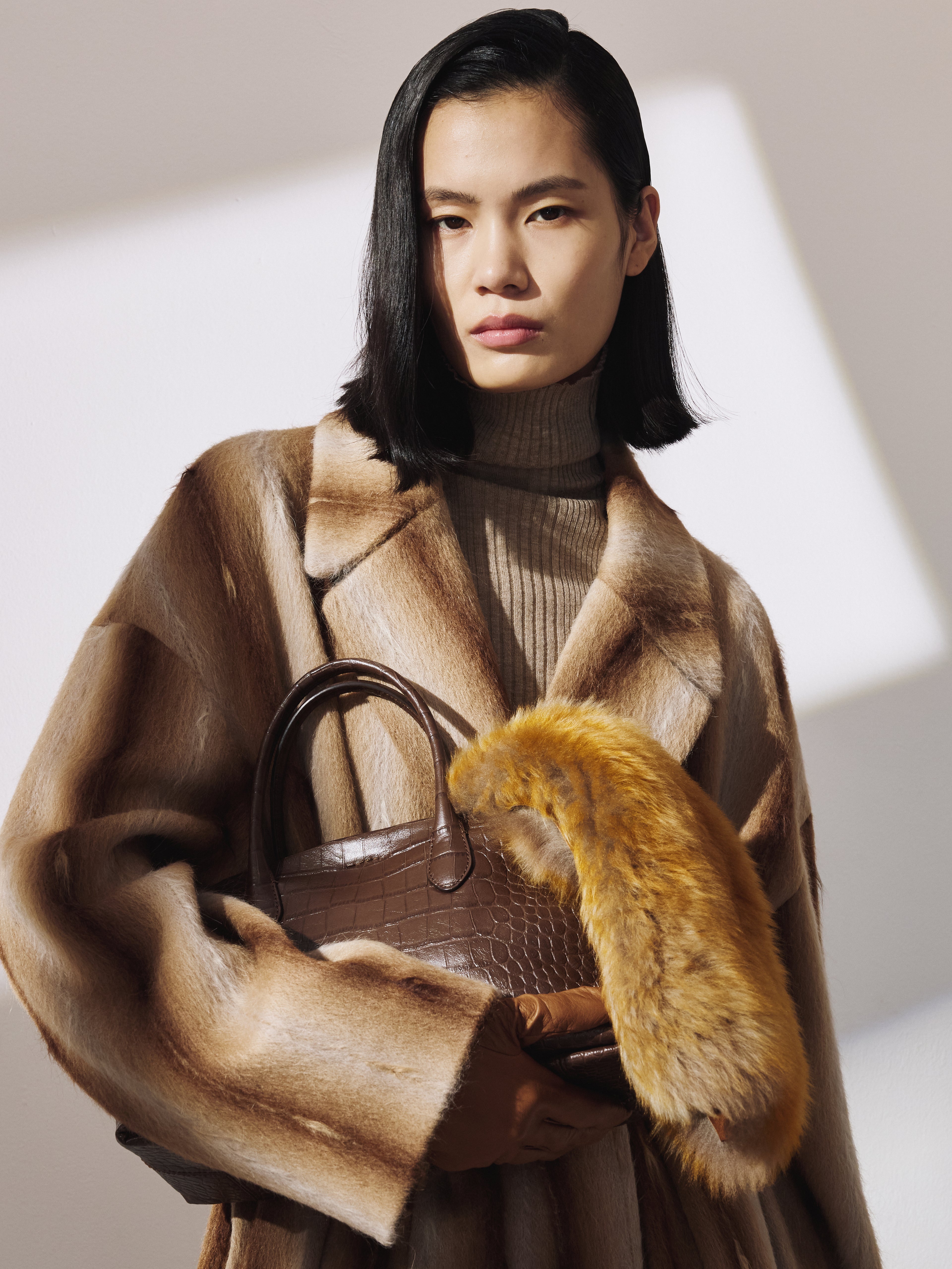 Carolyn Robe Coat (Dark Beige)