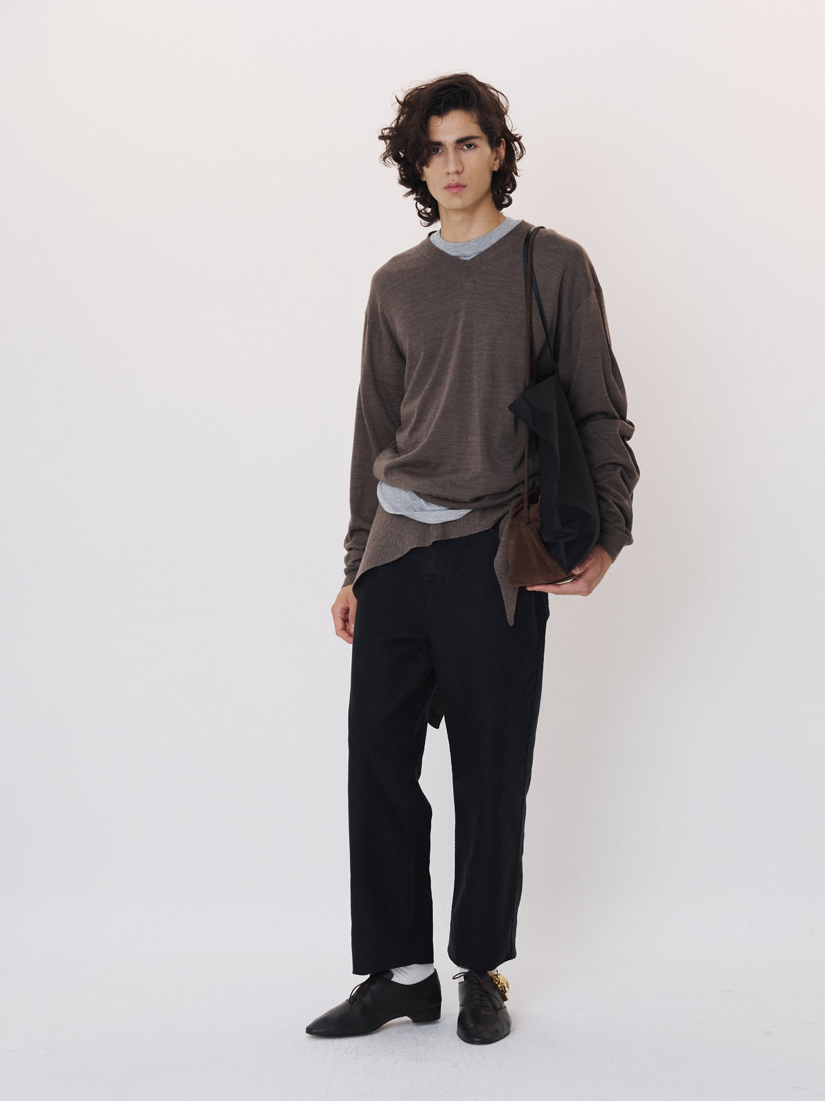 Wool V-Neck Knit Top (Taupe Brown)
